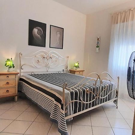 Appartamento Claudi A San Vincenzo Exterior foto